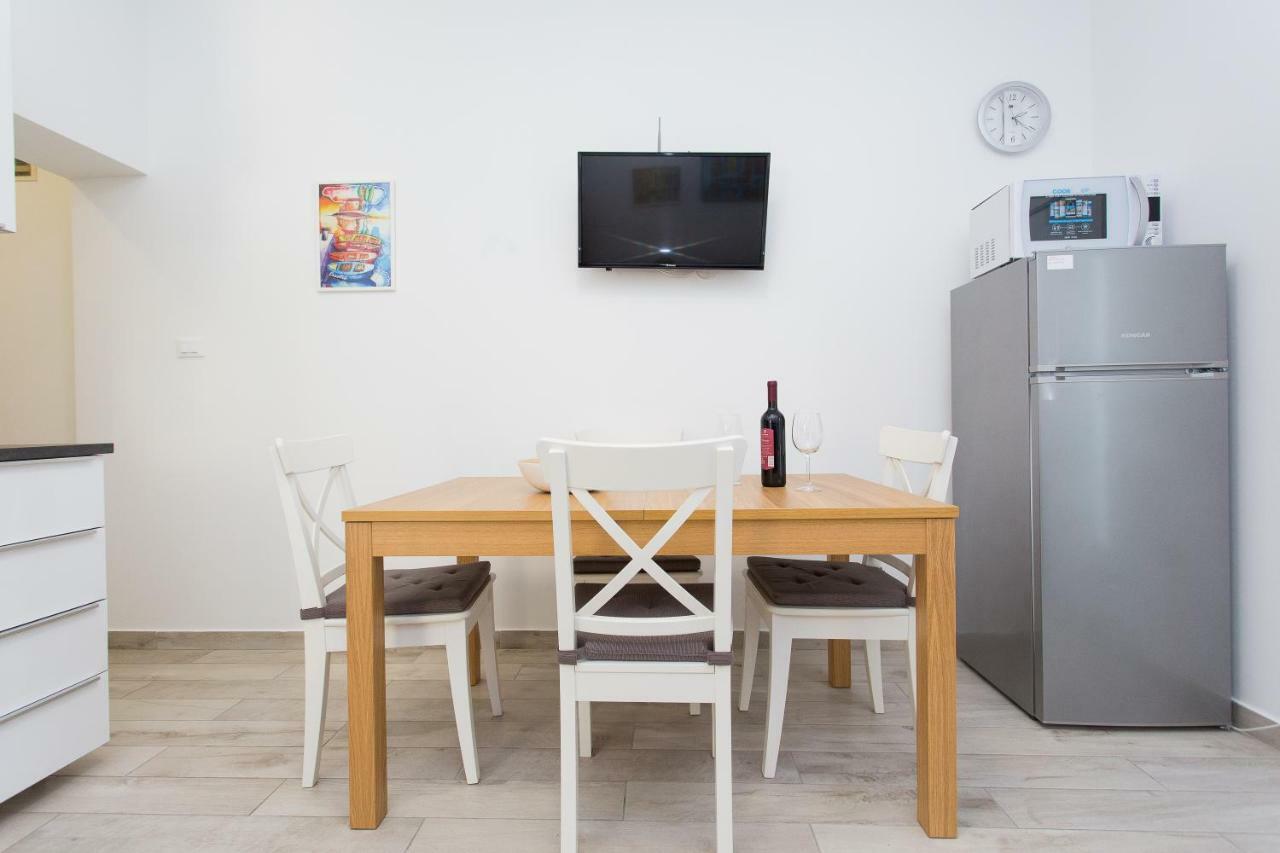 Apartments Pinery Makarska Zewnętrze zdjęcie
