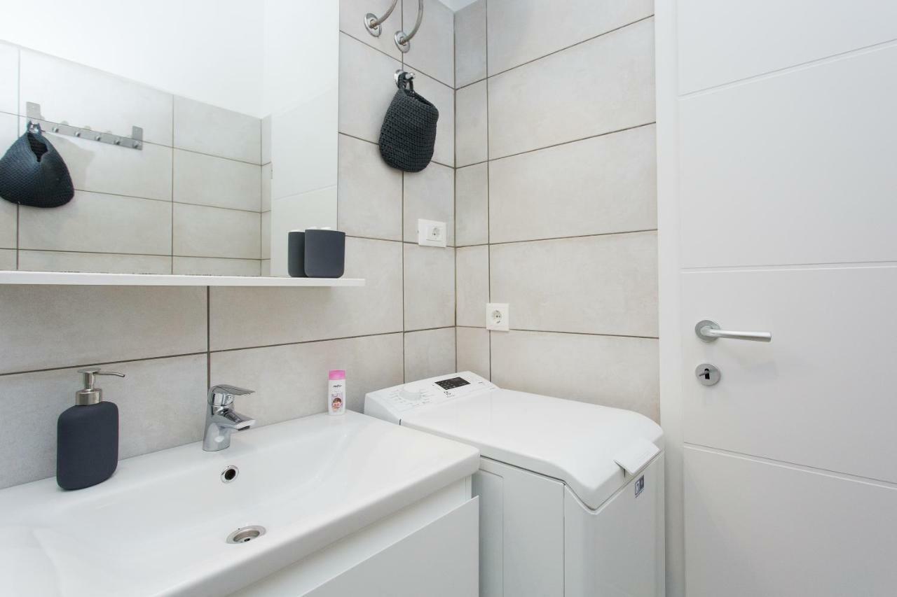 Apartments Pinery Makarska Zewnętrze zdjęcie