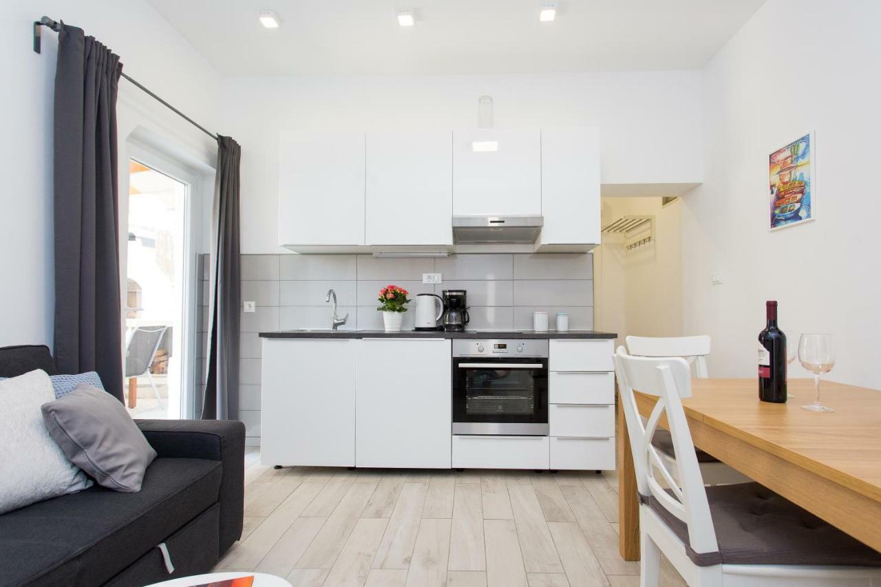 Apartments Pinery Makarska Zewnętrze zdjęcie
